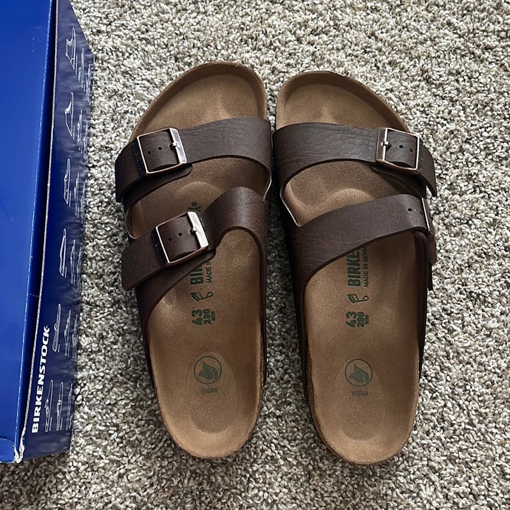 US MEN 10 (43) MM280. Never worn new Birkenstocks. Saddle Matt Brown.